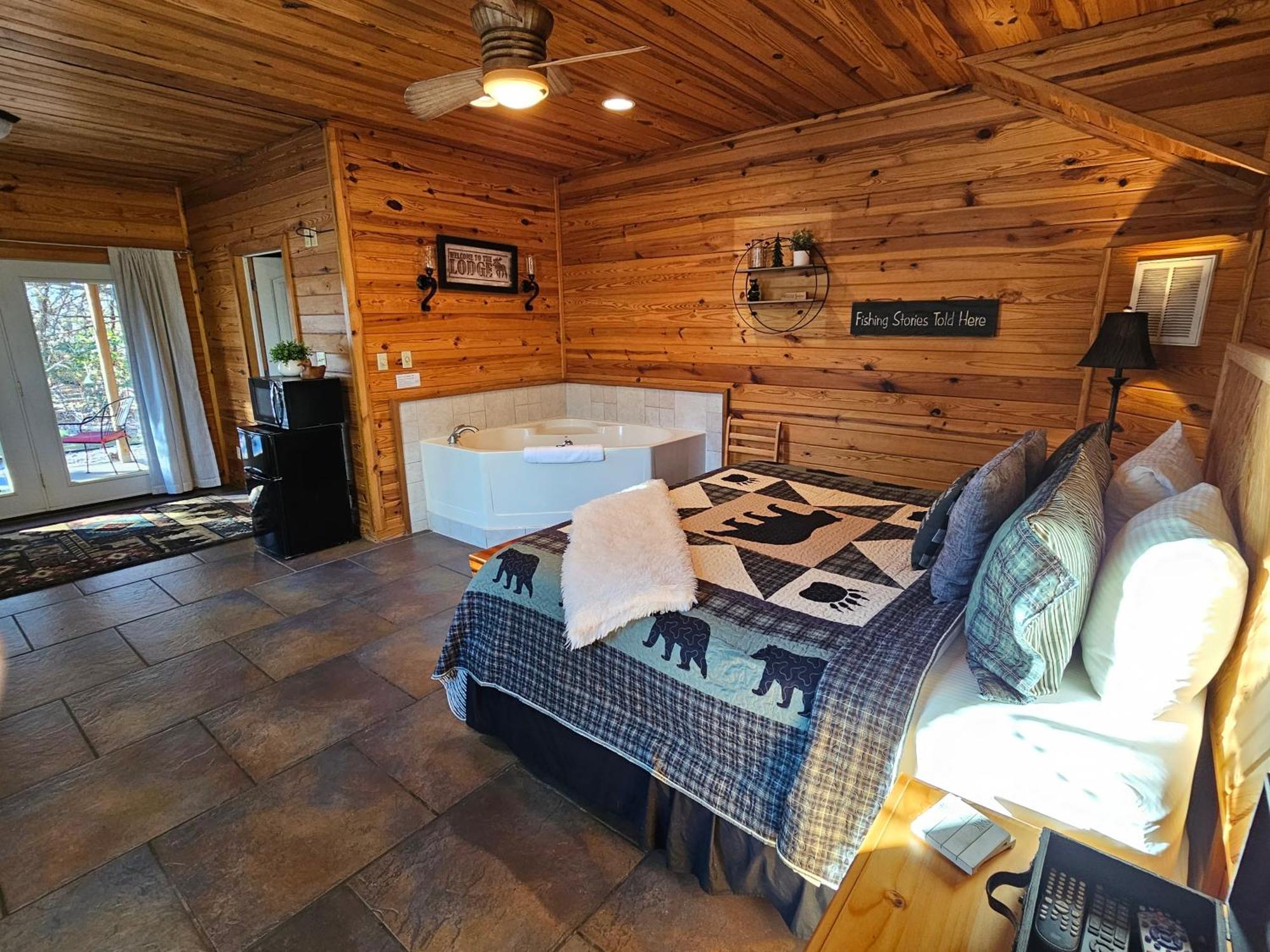 5 Min To Beaver Lake-King Bed-Fire Pit-Jetted Tub #2 Eureka Springs Extérieur photo